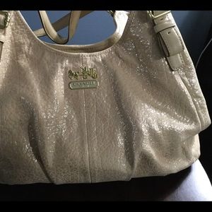 Coach Beige/Gold Shoulder Bag J1126-18932